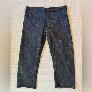 Alo Yoga Aztec High Waisted Print Black‎ Grey Active, Yoga, Gym, Leggings Size S